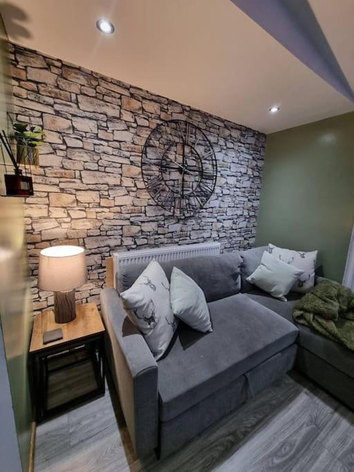 Cosy Hideaway Lodge In Glan Gwna Caeathro 外观 照片